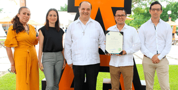 Acredita la ANPADEH a la Licenciatura en Arquitectura