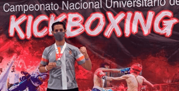 Alumno de la Universidad Anáhuac Cancún obtiene medalla de plata en el Campeonato Nacional Universitario de Kick Boxing 2021