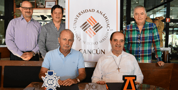 Firman convenio de colaboración la Universidad Anáhuac Cancún y la Asociación de Hoteles de Cancún, Puerto Morelos e Isla Mujeres