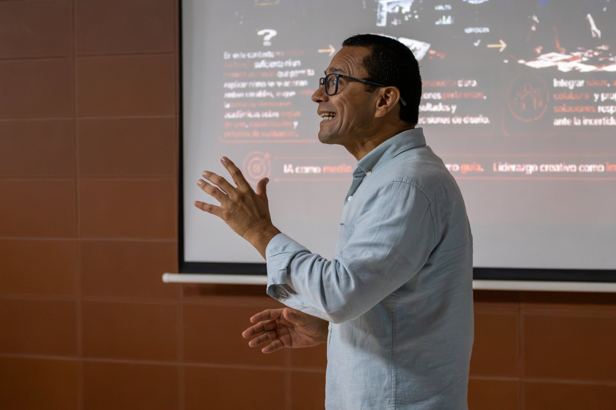 three minutes thesis anahuac
