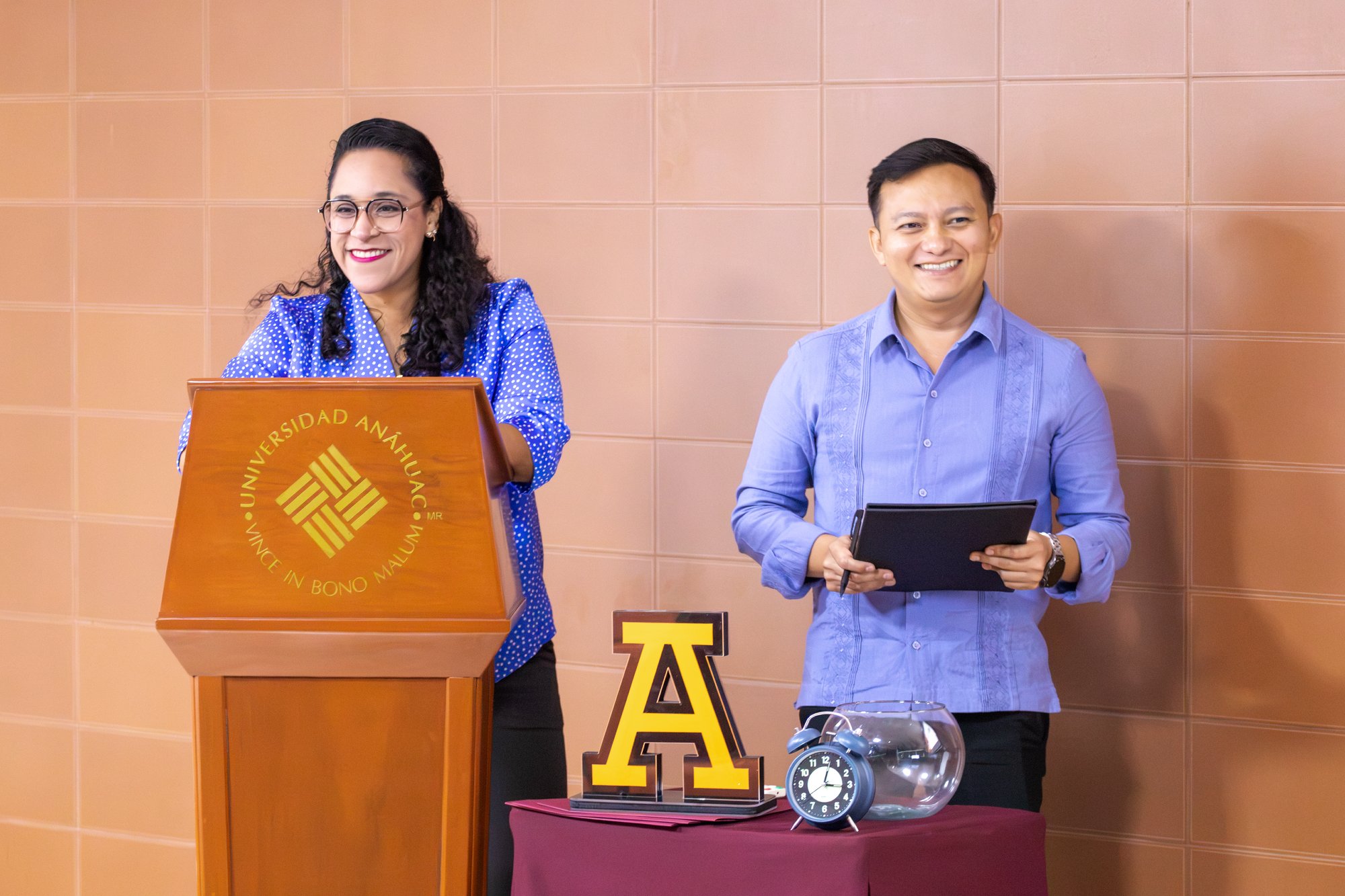 three minutes thesis anahuac