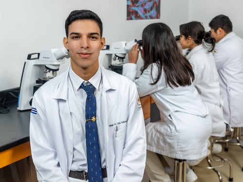 Médico Cirujano Médico Cirujano