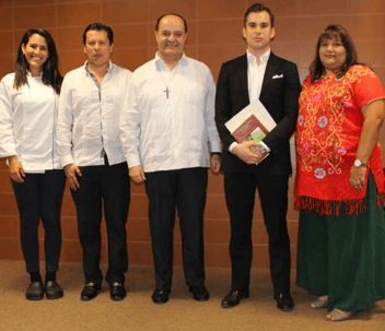 Presidente de la CANIRAC en Quintana Roo imparte Cátedra Prima de la Escuela Internacional de Gastronomía