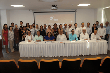 Autoridades de la Universidad Anáhuac Cancún y del sector turístico del estado de Quintana Roo encabezaron con gran entusiasmo la ceremonia de apertura del primer Doctorado Internacional en Turismo de Quintana Roo.
