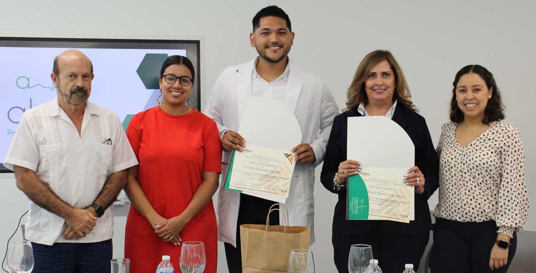 El Programa de Liderazgo en Medicina ALPHA realiza visita institucional al Hospital Amerimed Cancún
