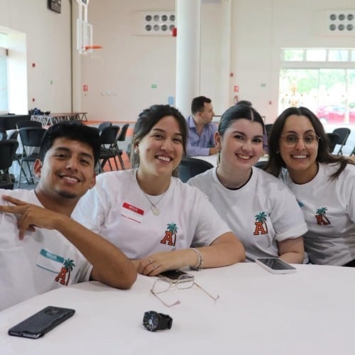 Anáhuac Cancún-7 exchange students