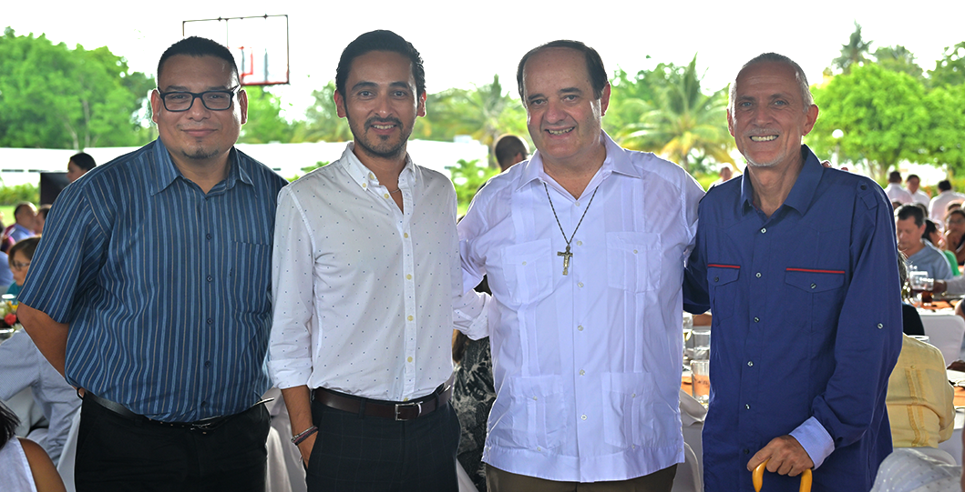 Dedica la Universidad Anáhuac Cancún un día para honrar a sus maestros: Celebrando a los pilares de la educación de líderes de acción positiva
