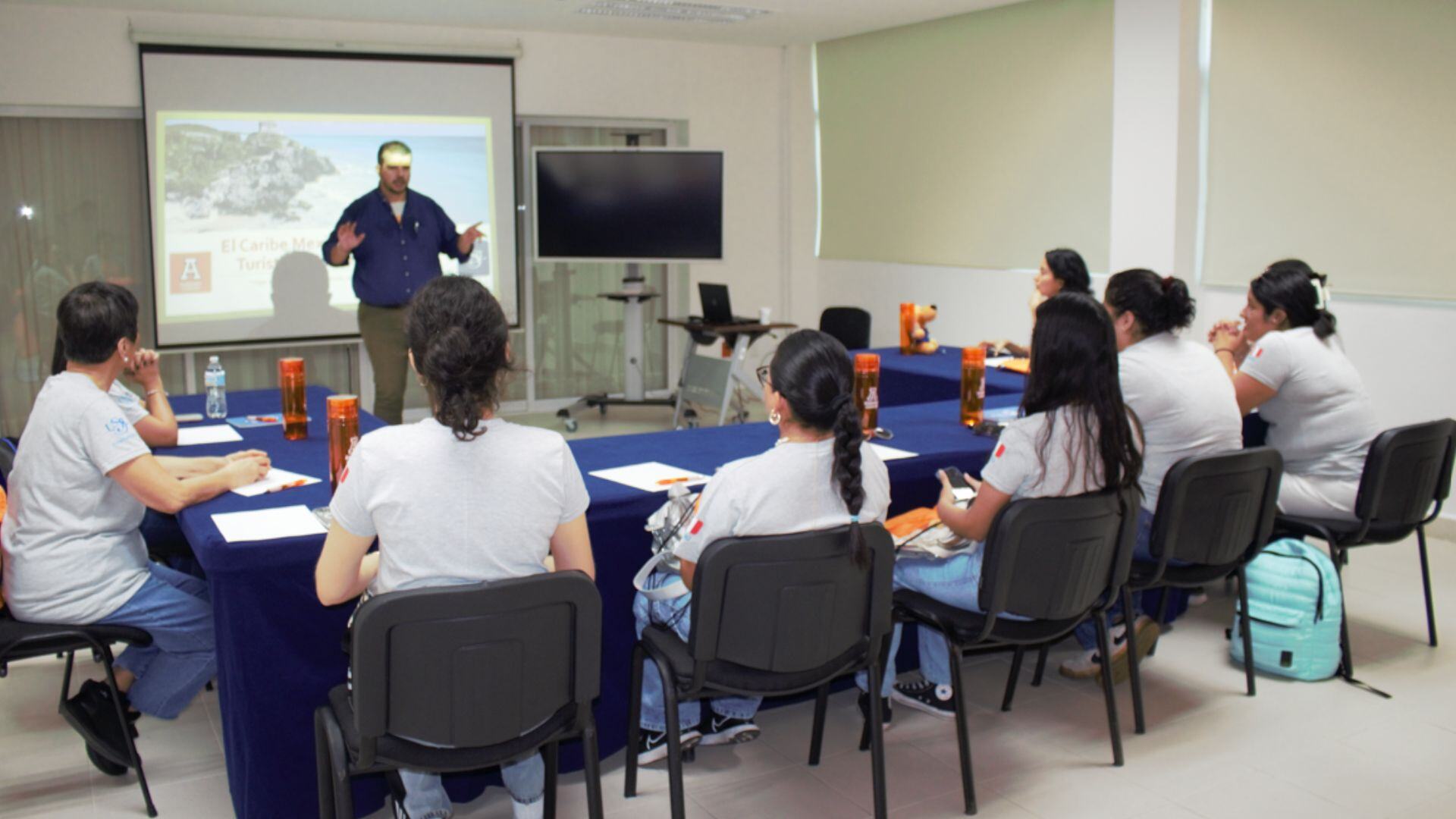 Universidad Anáhuac Cancún Impulsa el Turismo, la Cultura y la Gastronomía del Caribe Mexicano a través de un Curso Internacional