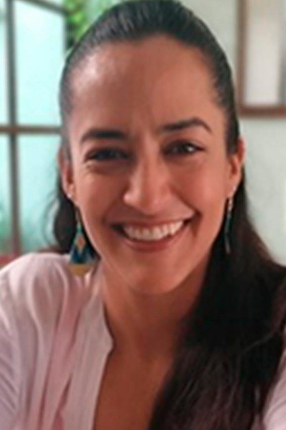 Doctora-Rebeca-Rodríguez-Minor-maestría-Anáhuac-Cancún