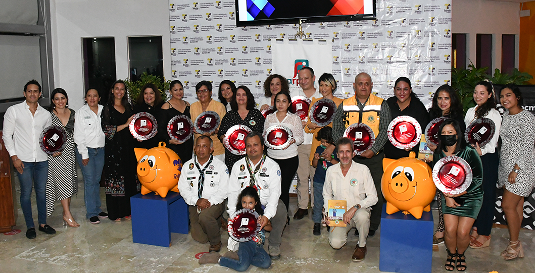 La Universidad Anáhuac Cancún recibe reconocimiento a las mejores prácticas de relaciones públicas por parte de la Asociación de Relaciones Públicas del Caribe Mexicano