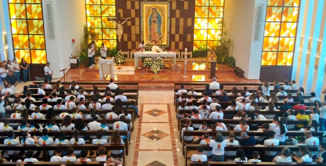 Se realiza emotiva clausura de Megamisión 2022 en la Iglesia Universitaria  Santa María de Guadalupe en la Universidad Anáhuac Cancún