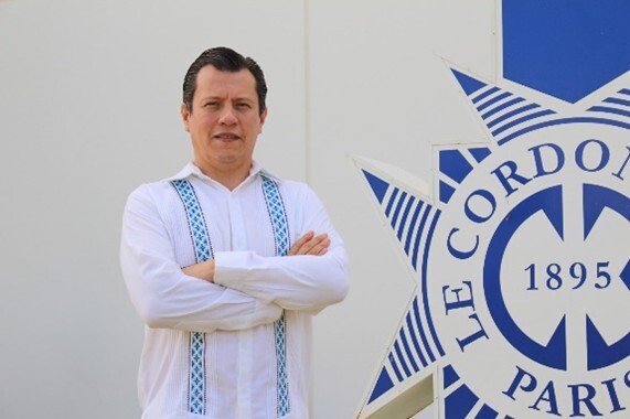 Mtro. Abraham Mendoza