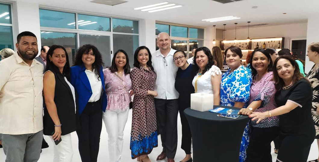 La Facultad Internacional de Turismo de la Universidad Anáhuac Cancún da la Bienvenida a doctores de diversas nacionales