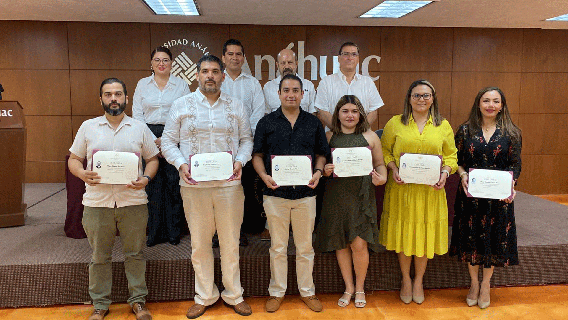 entrega-de-reconocimientos-a-16-alumnos-del-diplomado-en-docencia-medica-universidad-anahuac-cancun
