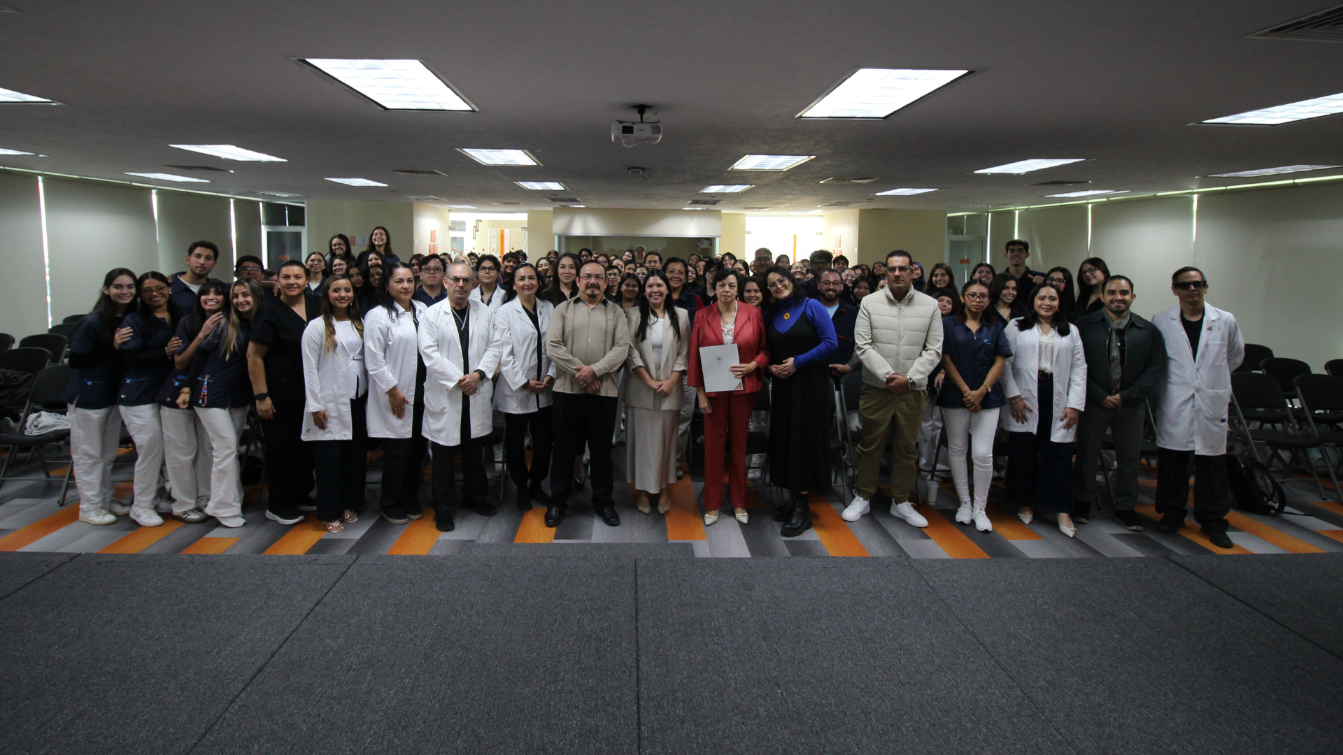 Vocación que transforma sonrisas: la Anáhuac Cancún celebra el Día del Odontólogo
