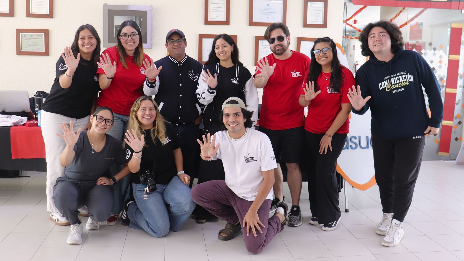 <span id="hs_cos_wrapper_name" class="hs_cos_wrapper hs_cos_wrapper_meta_field hs_cos_wrapper_type_text" style="" data-hs-cos-general-type="meta_field" data-hs-cos-type="text" >“De Corazón a Corazón”: 10 años de solidaridad que salvan vidas.</span>